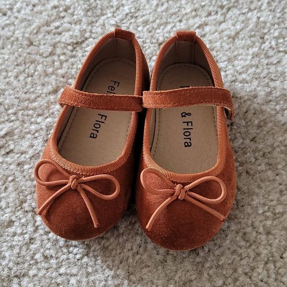 Felix & Flora Toddler Girl Flats Size 6M - Picture 1 of 4